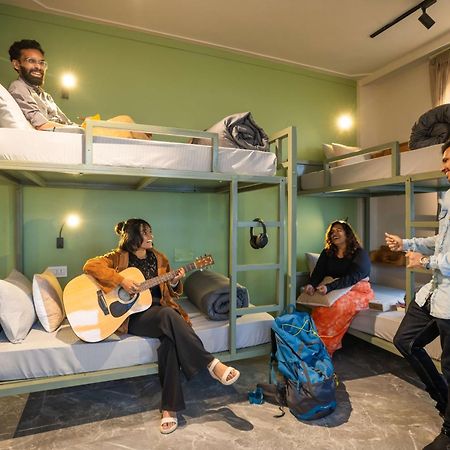 Zostel Dharamkot Hostel McLeod Ganj Luaran gambar