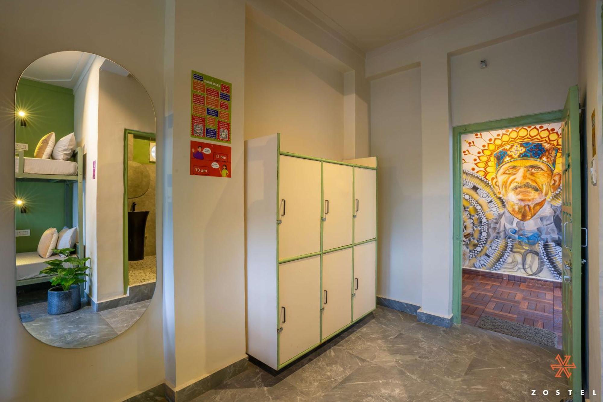 Zostel Dharamkot Hostel McLeod Ganj Luaran gambar