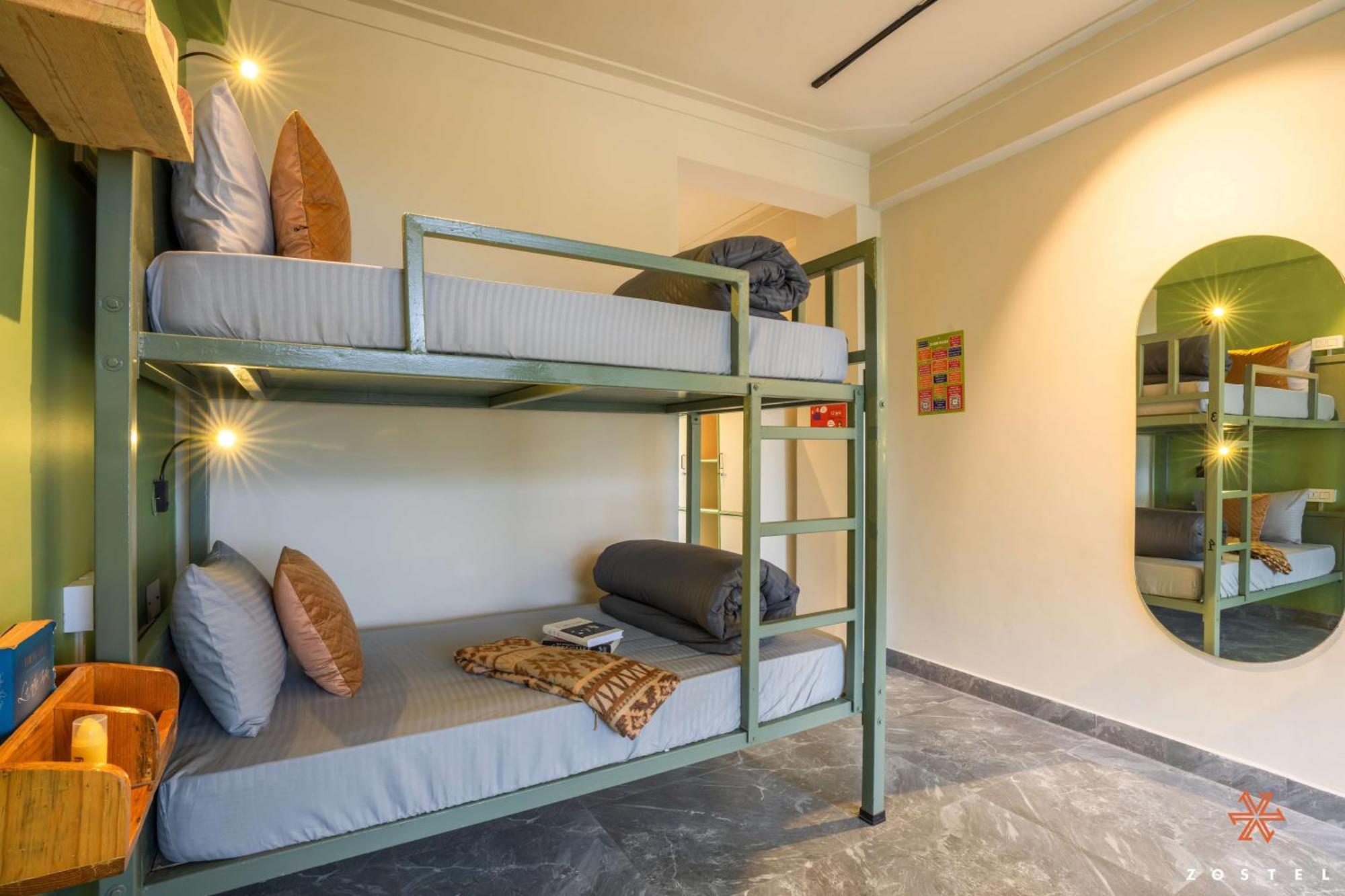Zostel Dharamkot Hostel McLeod Ganj Luaran gambar