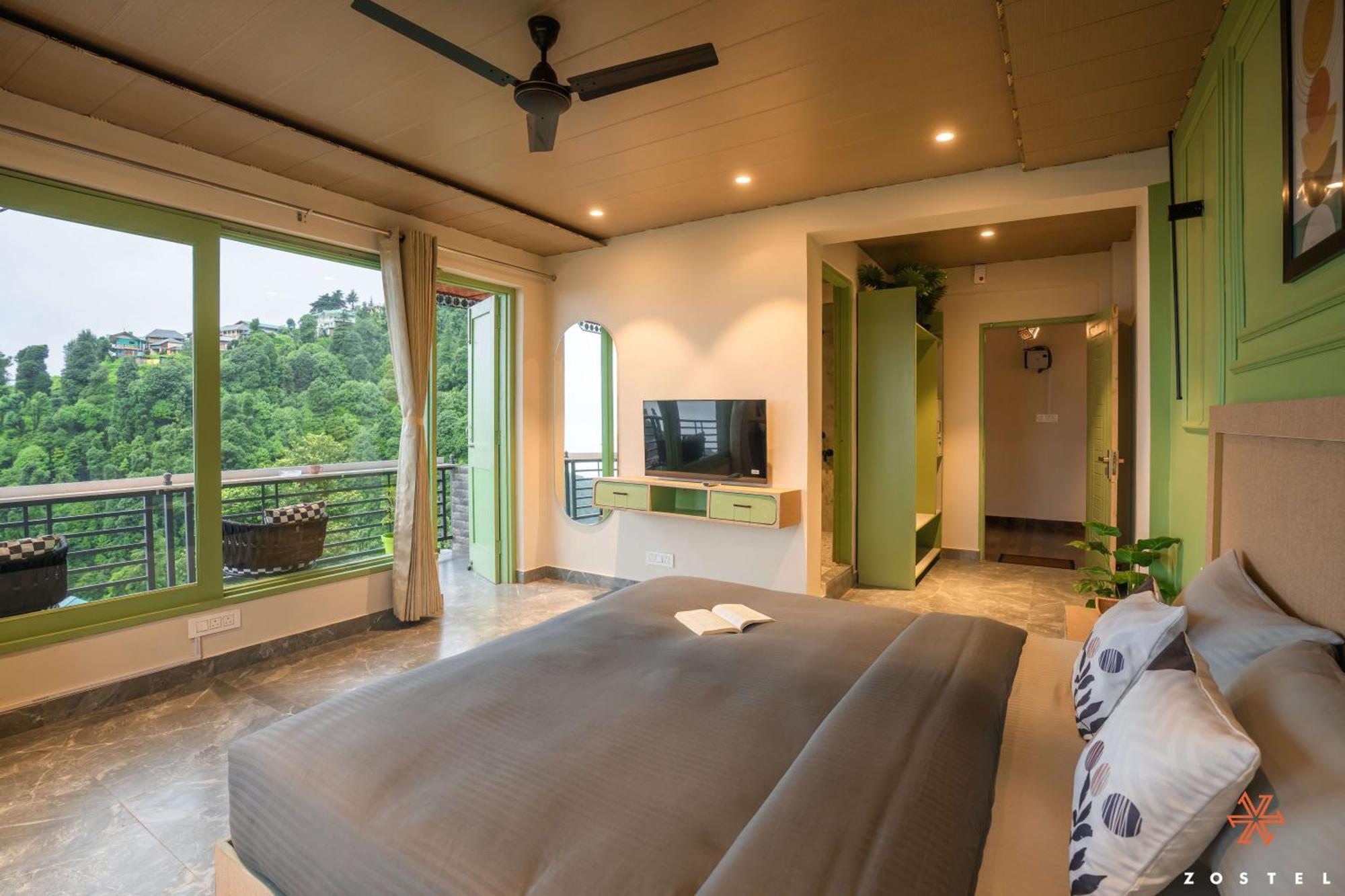 Zostel Dharamkot Hostel McLeod Ganj Luaran gambar