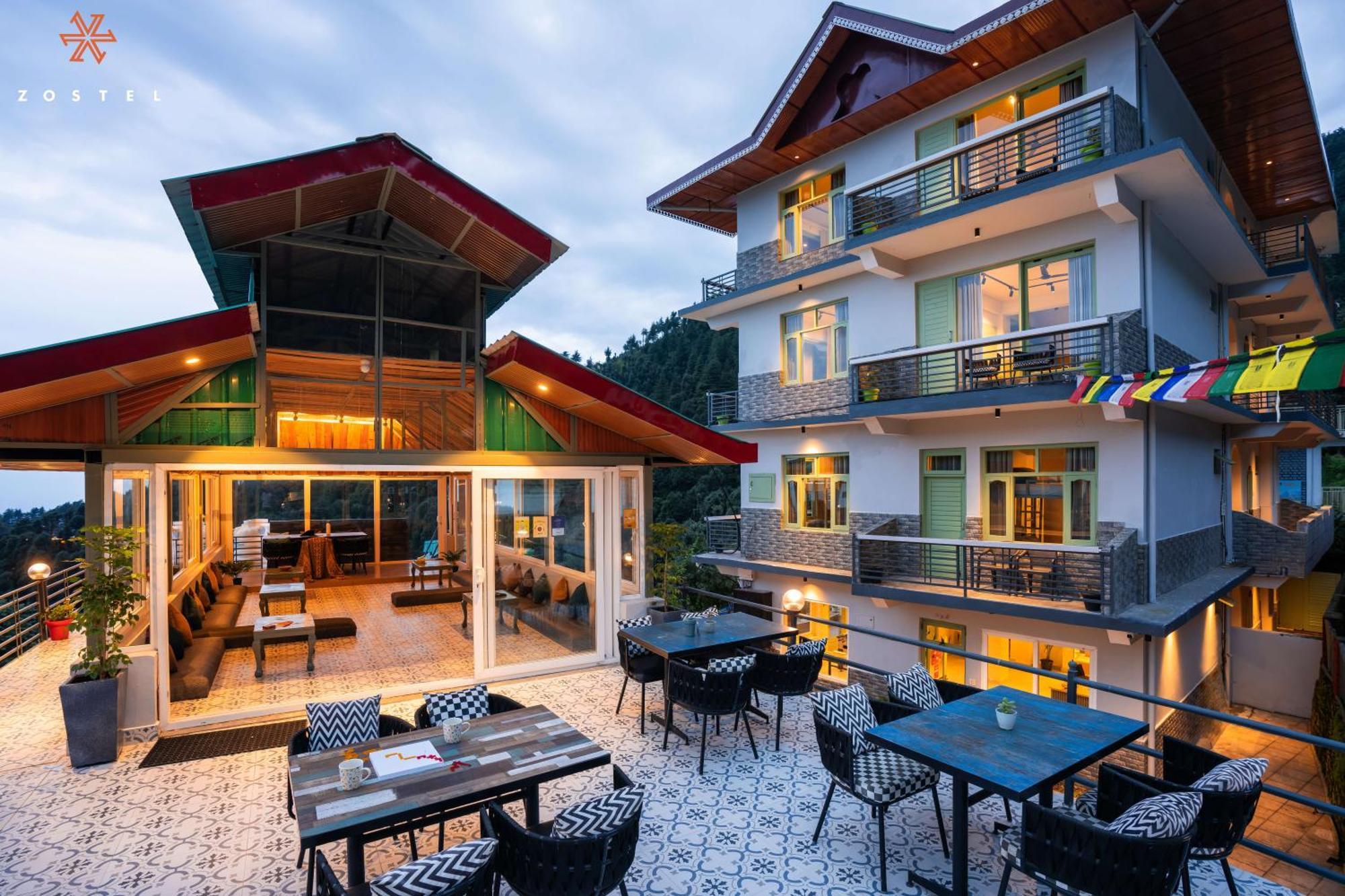 Zostel Dharamkot Hostel McLeod Ganj Luaran gambar